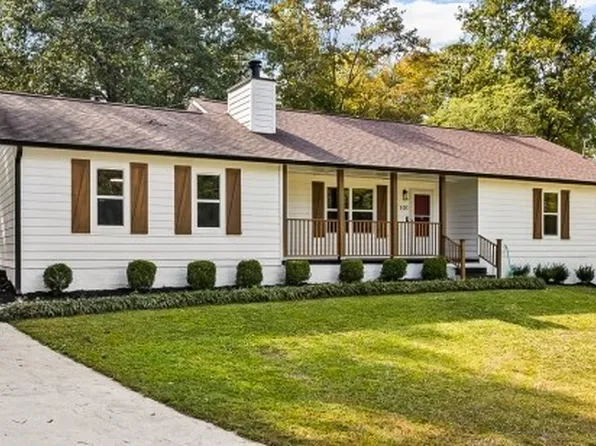 101 Shannon Chase Ln, Fairburn, GA 30213