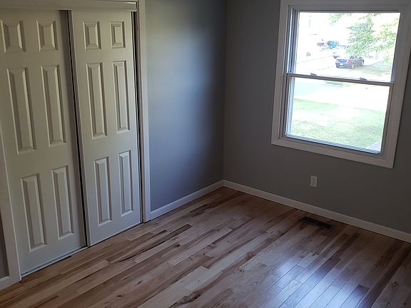 5th image of 1774 Woodland Trce