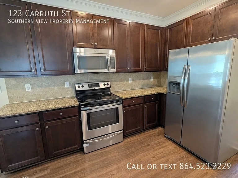 123 Carruth St — Photo 7
