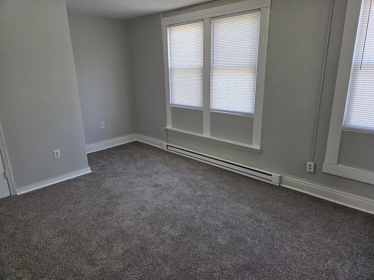 823B Pierce St #A — Photo 9
