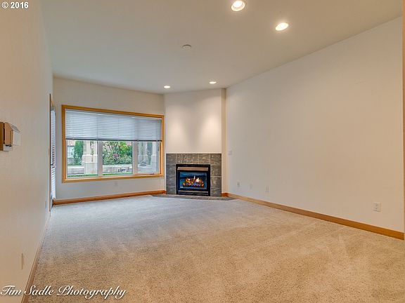 5th image of 300 W 8th St #E209