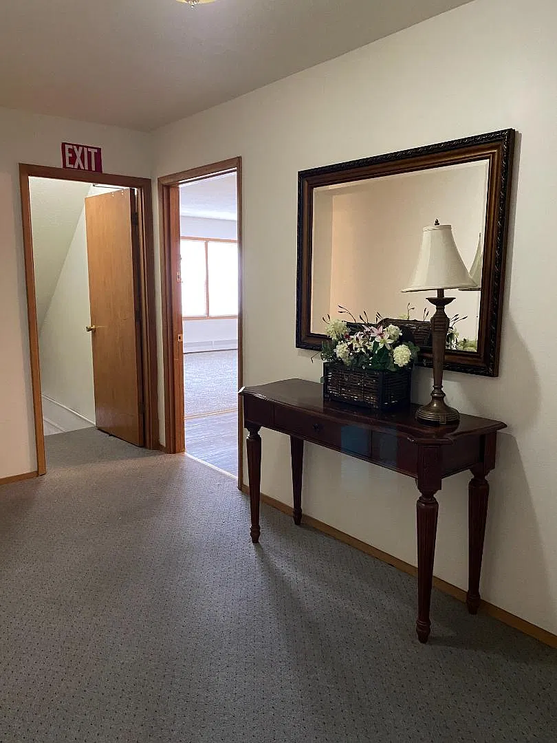 401 SW Elm St - 205 — Photo 2