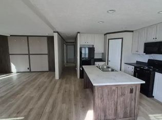 79 Park Estates Dr #79, Belleville, MI 48111