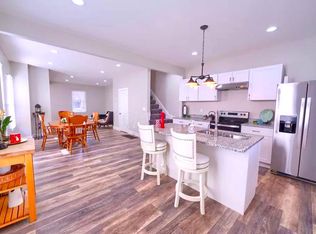 582 Seymour Ave, Columbus, OH 43205