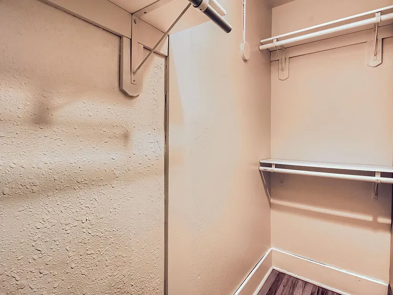 1275 N Clarkson St #1 — Photo 24