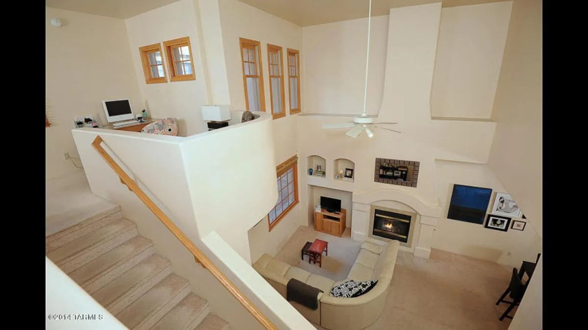620 E Harvill Drive — Photo 4