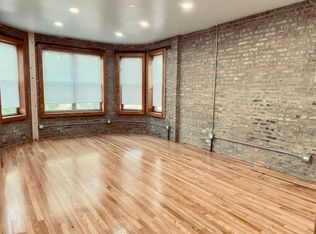 3429 W Hirsch St #2E, Chicago, IL 60651