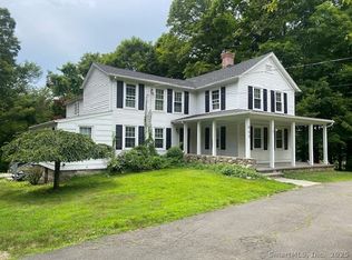 623 Elm St, Monroe, CT 06468