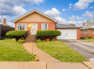 15225 5th Ave, Phoenix, IL 60426