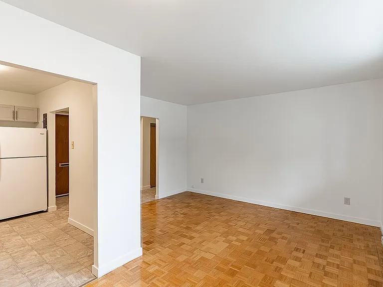 1301 Rothesay St #406 — Photo 12