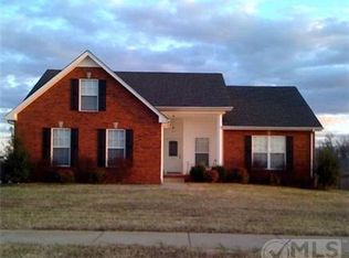 241 Jacob Dr, Pleasant View, TN 37146