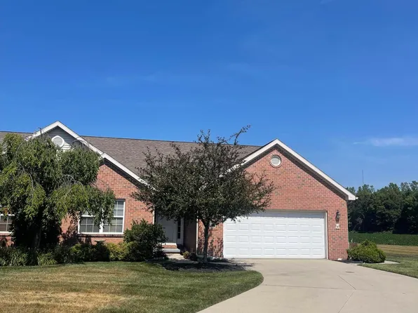 37 Crabtree Ct, Swanton, OH 43558