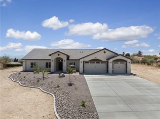 16370 Kamana Ct, Apple Valley, CA 92307