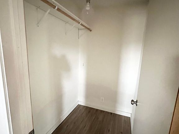 5th image of 4503 Princeton Ave #B