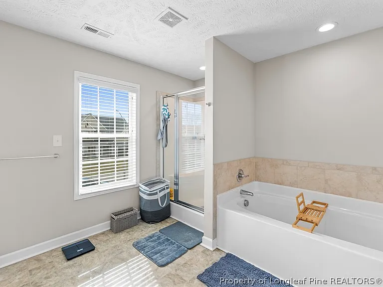 316 Whitestone Dr — Photo 22