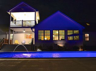 381 Jackson Dr, Deltaville, VA 23043
