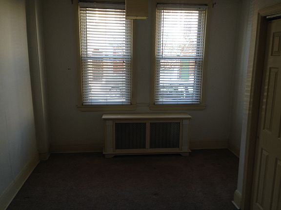 2nd image of 727 S 3rd Street # Fl 1ST