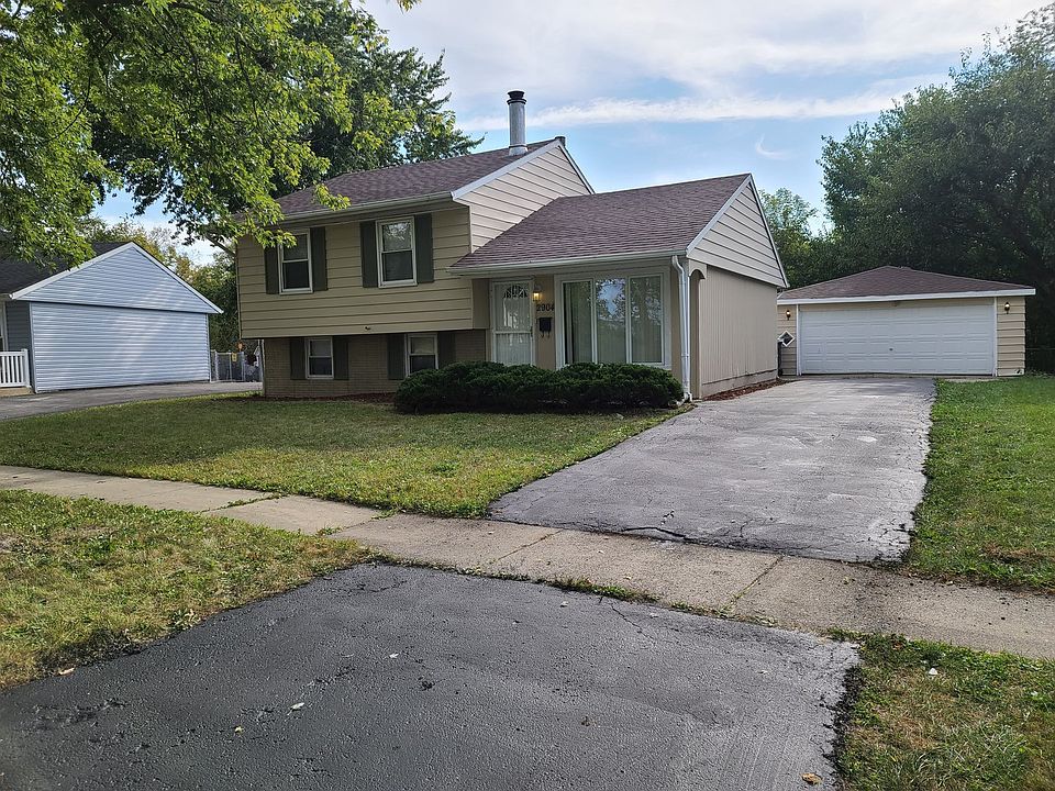 1st image of 2904 Nichols Dr