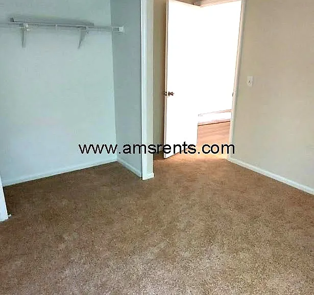 1812 Concord Dr — Photo 11