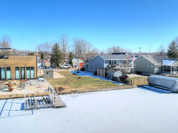 4386 Lynden Rd, Shelbyville, MI 49344