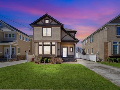 16 S 1st Street, New Hyde Park, NY, 11040