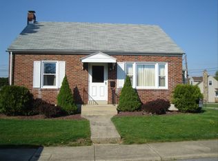 535 Penn Ct, Emmaus, PA 18049
