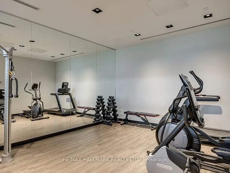385 Osler St #306 — Photo 19