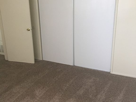 5th image of 100 E Hillcrest Blvd APT 15