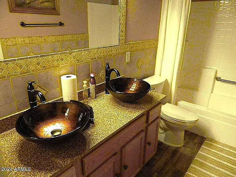 17210 W Elm St — Photo 24