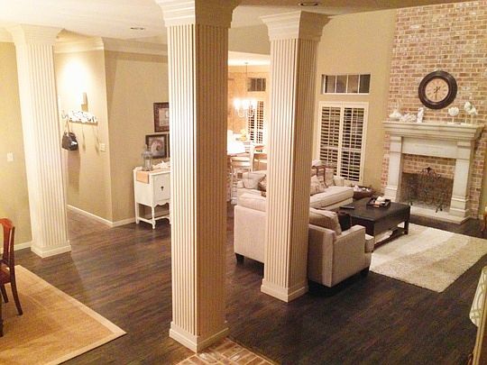 4th image of 111 Royal Springs Ln
