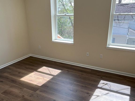 5th image of 212 Clay Ave