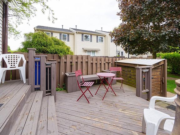 3rd image of 3294 Alpine Dr