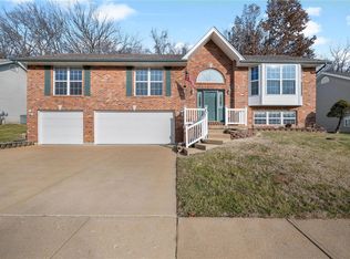 513 Hickory Mnr, Arnold, MO 63010