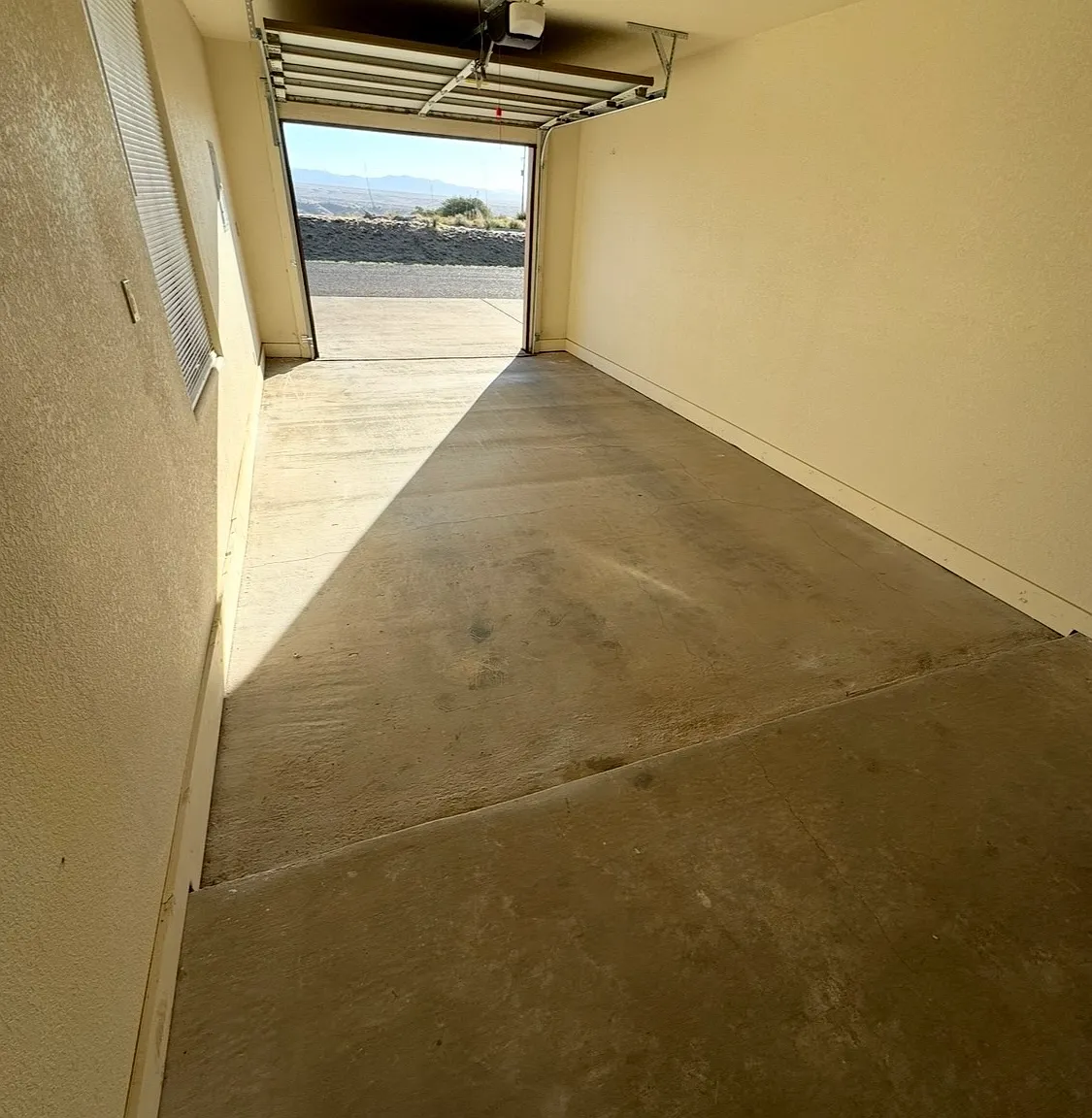 2 bed, 1100 sqft, $1,225 — Photo 2