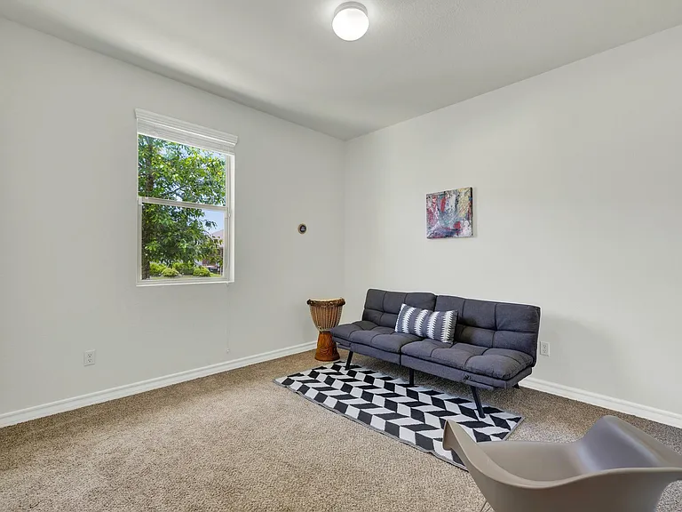 216 Mary Max Cir — Photo 15