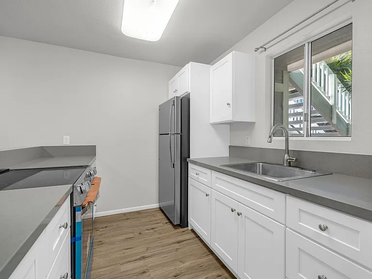 160 Keonekai Rd #27-105 — Photo 2