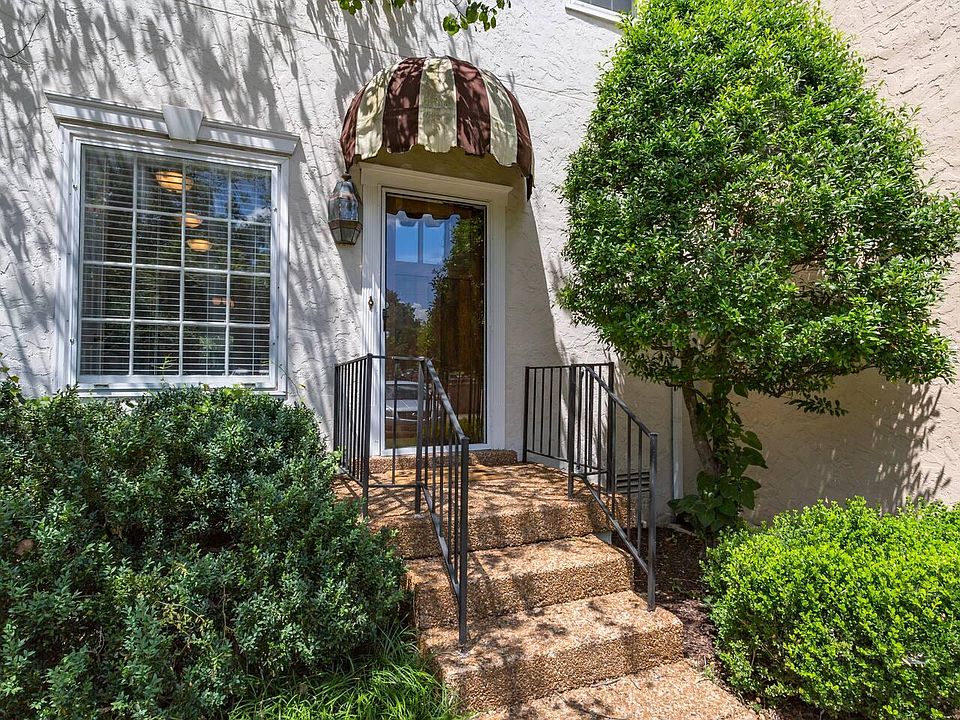 1st image of 2601 Blakemore Ave