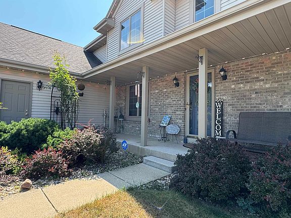 4th image of 642 E Waterford Dr