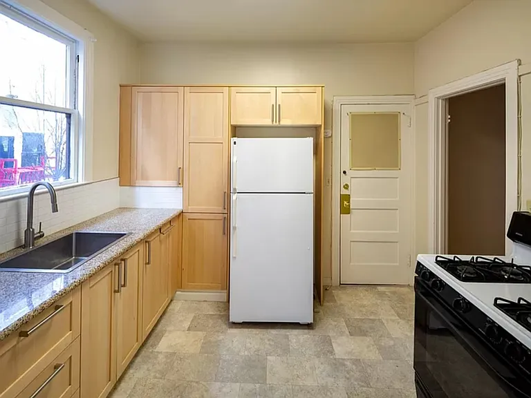 2720 College Ave #2 — Photo 1