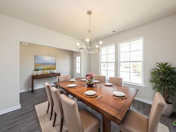 5th image of 107 Royal Tern Ln