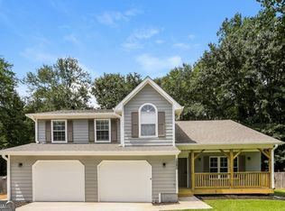 1280 Foxvale Dr, Hampton, GA 30228