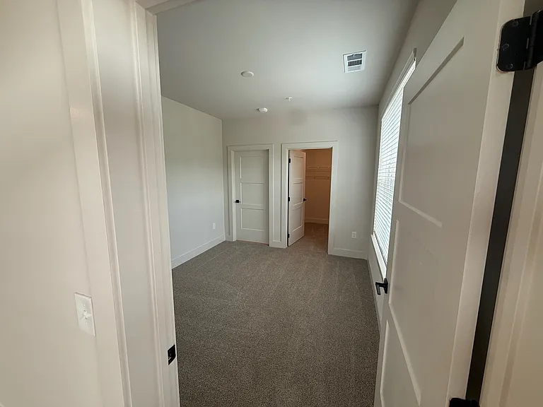 District on the Etowah Apartments — Photo 613