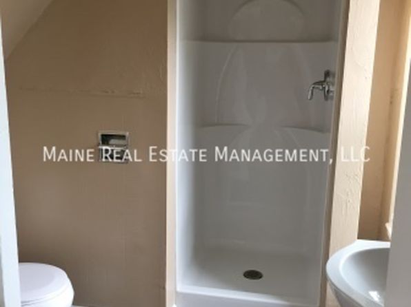 345 Hancock St #2, Bangor, ME 04401