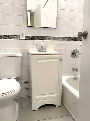 Rented by Oxford Property Group | media 27