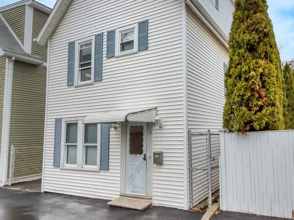 2 Woods Pl, Charlestown, MA 02129