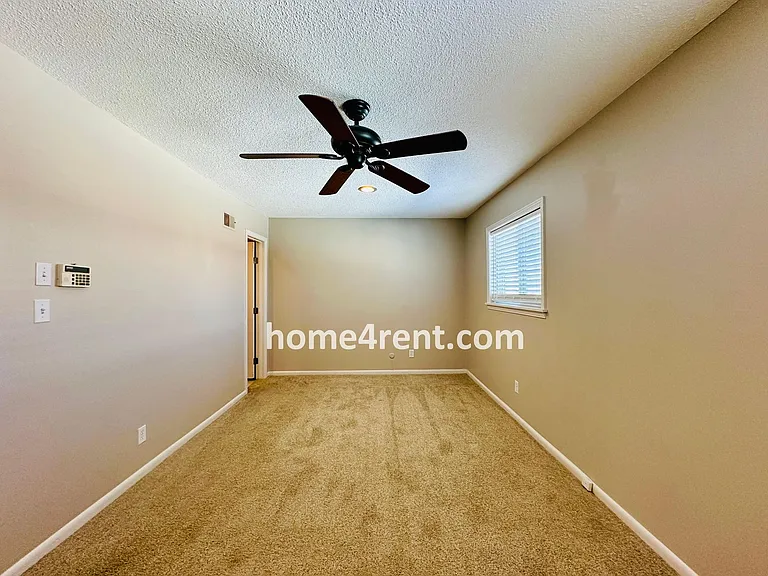 9559 Outlook Dr — Photo 12