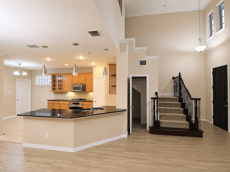 9829 Lightcatcher Dr — Photo 4