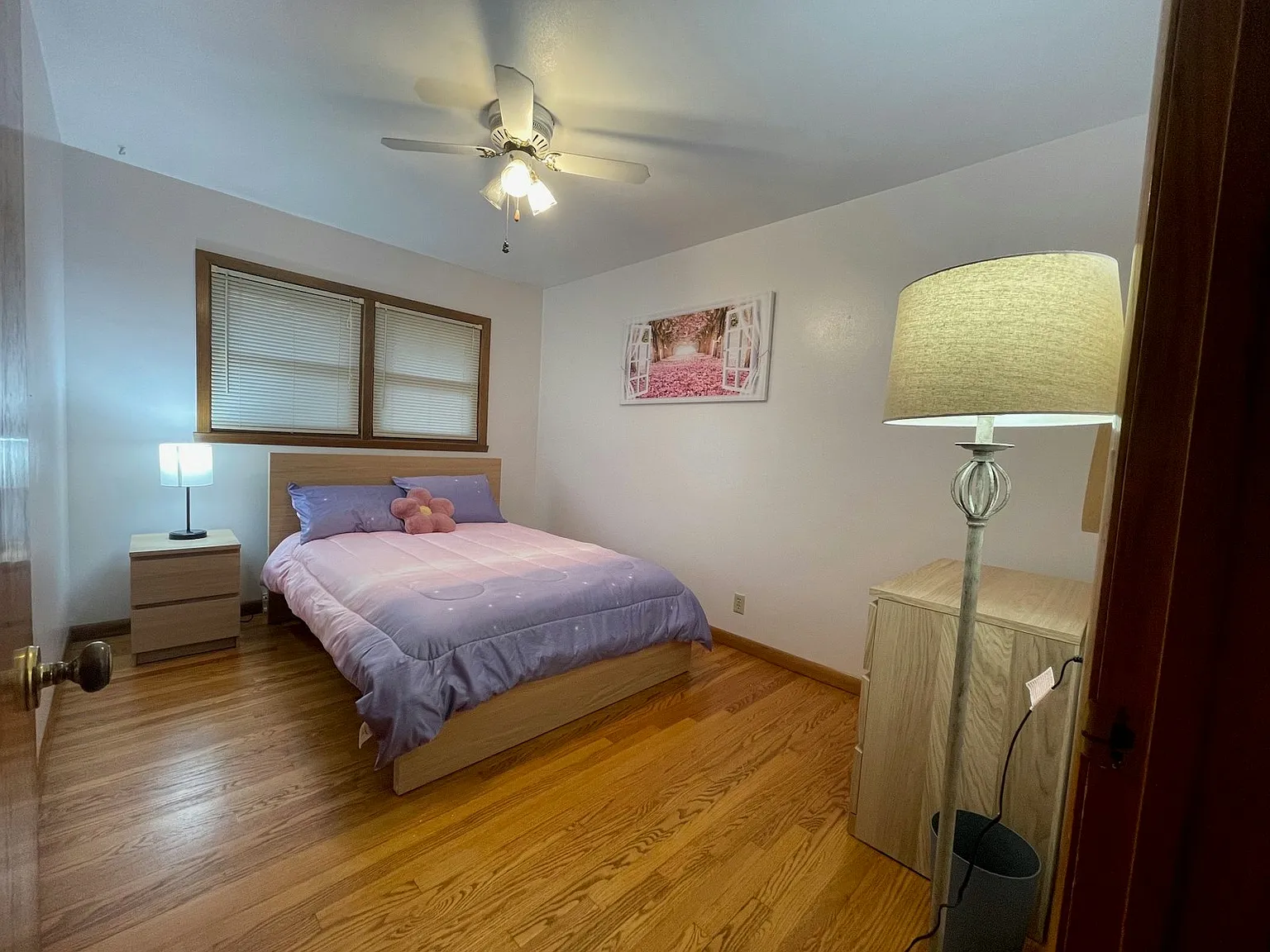 1501 West Foster Avenue — Photo 3