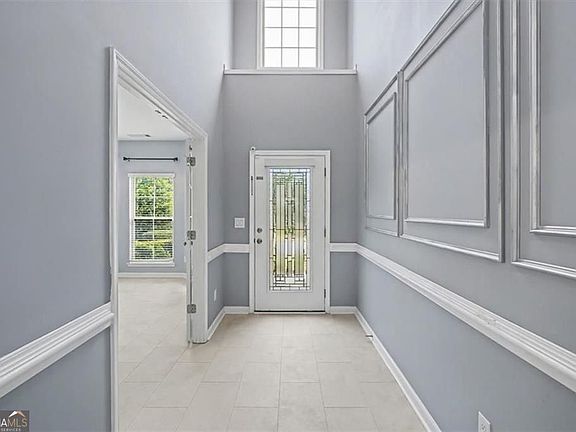3rd image of 6810 Rocking Horse Ln