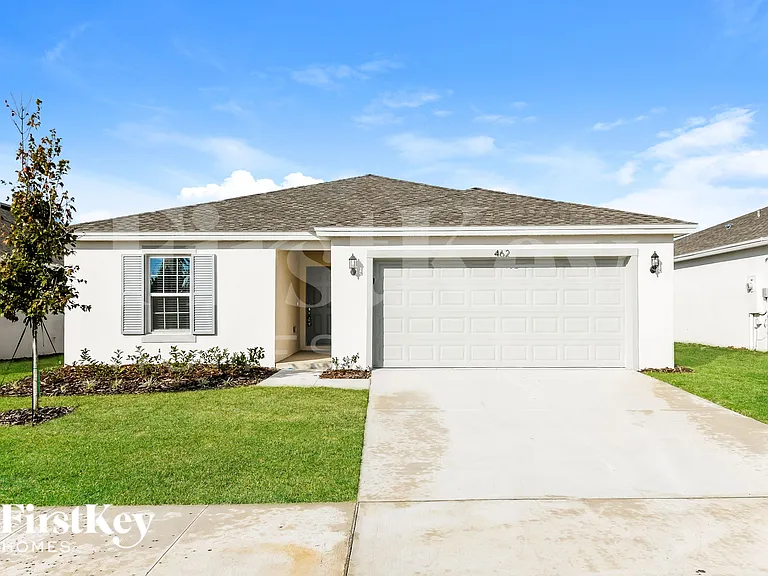 462 Earhart Dr — Photo 1